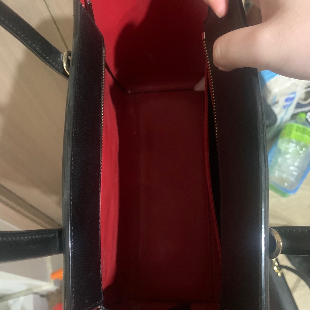 Almost new handbag - Picture 3 of 5